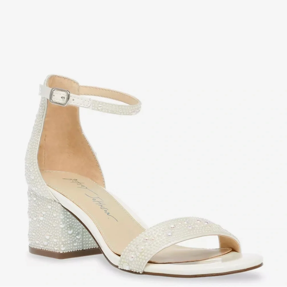 NEW Betsey Johnson Ivory Mari Block Heels - Picture 3 of 6
